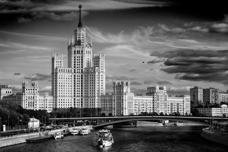 Высотка фото превью