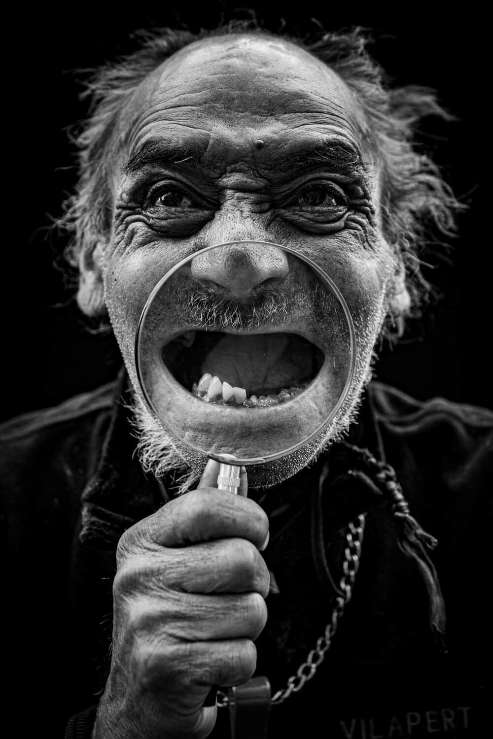 portrait, portraits, male portrait, retrato, retratos, bastian cifuentes araya, periodistafurioso, black and white, black & white, blanco y negro, human, homeless, situacion de calle, in-visibles, invisibles,, Cifuentes Araya Basti&aacute;n