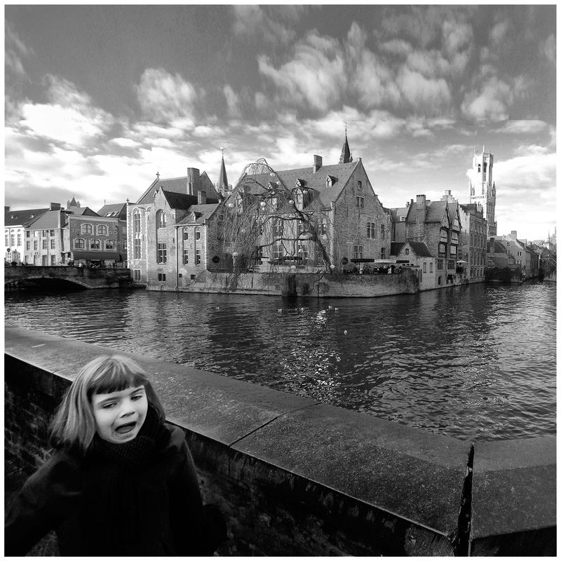 Случайный портрет незнакомки фото превью