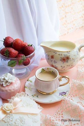 С клубникой