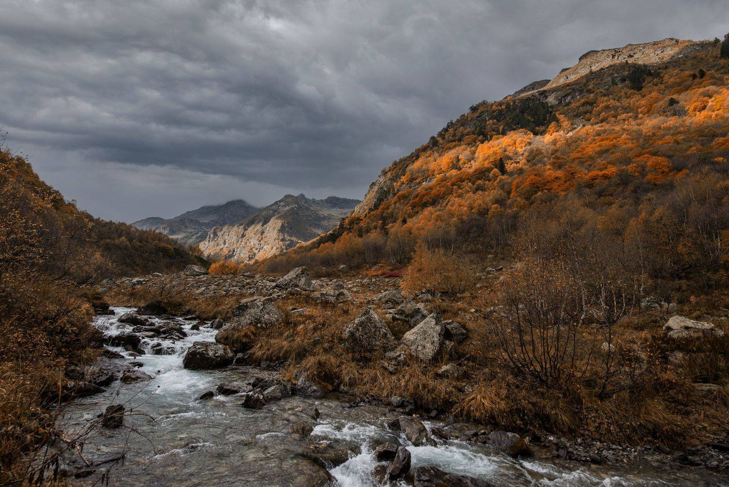 осень, горы, река, закан, имеретинка, заповедник, лес, деревья, вода, Дмитрий Величко