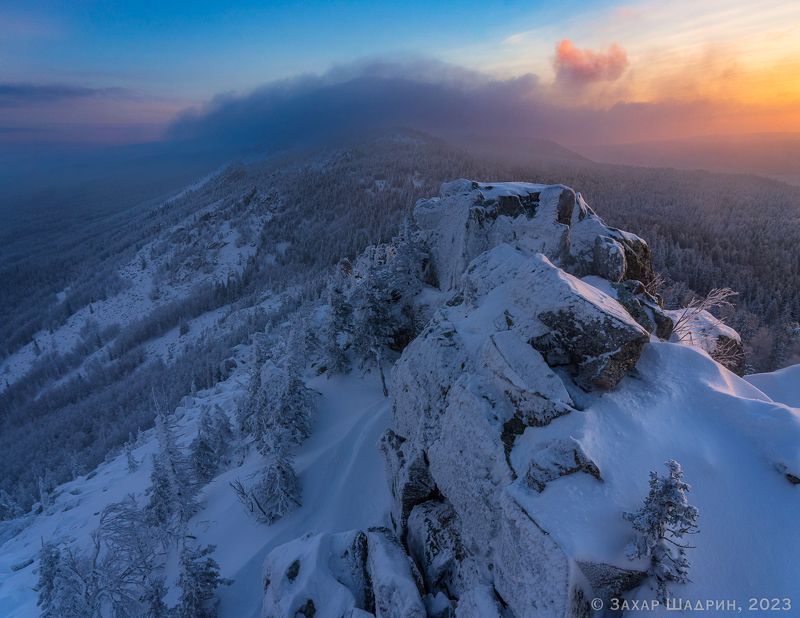 На грани фото превью