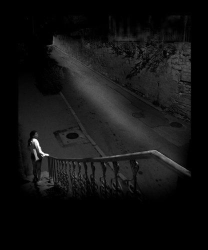 У старой лестницы