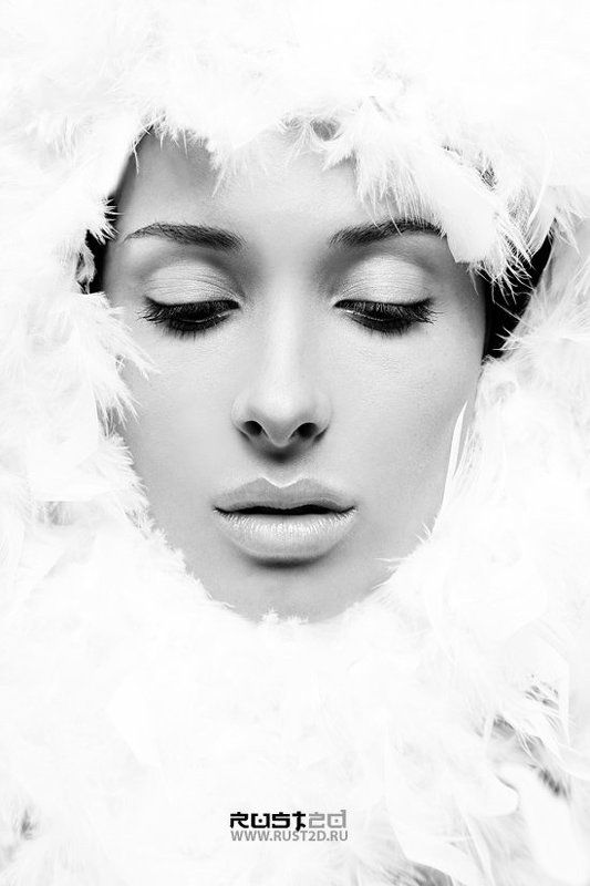 white фото превью