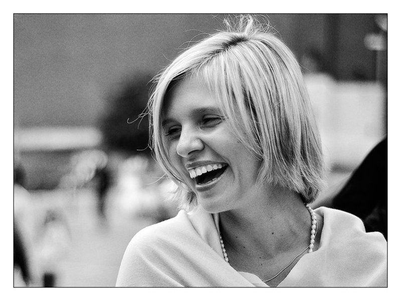 со свадьбы, незнакомка, чб, портрет, девушка Искренность фото превью