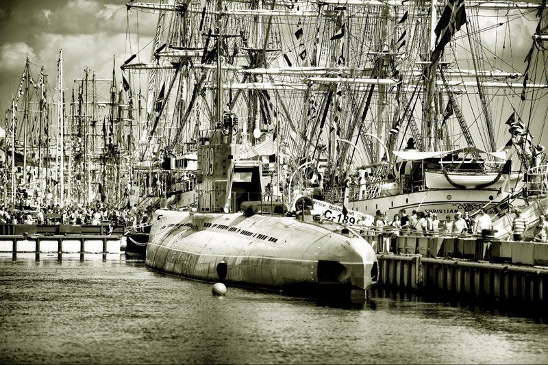 Люди добрые! Возьмите лодку на регату фото превью