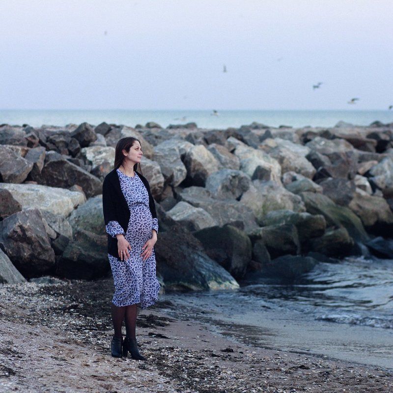 Awaiting  фото превью