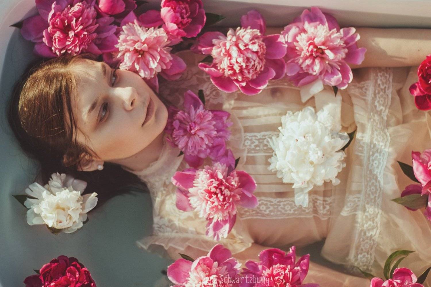 девушка, пионы, бохо, эротика, Шварцбург Верочка