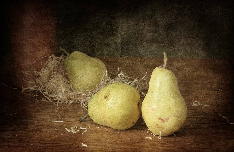 Груши, Соломка, button