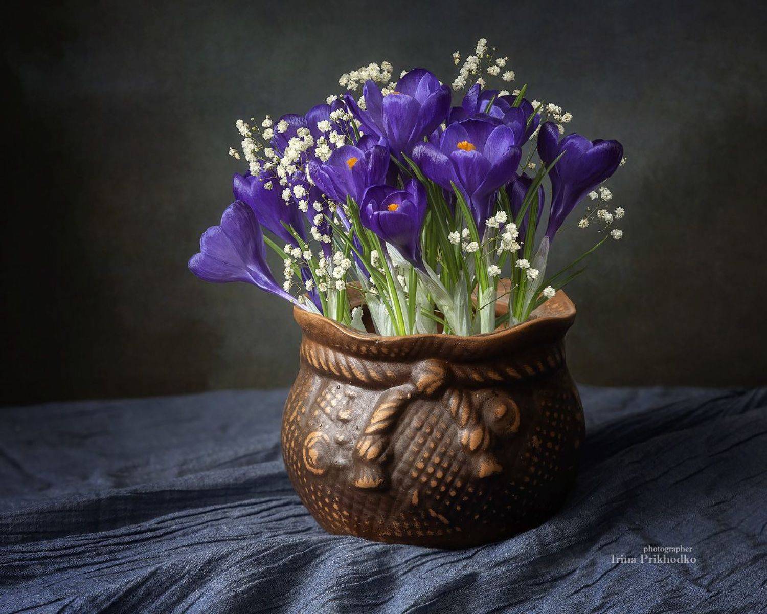 натюрморт, весна, цветы, первоцветы, крокусы, букет, Приходько Ирина