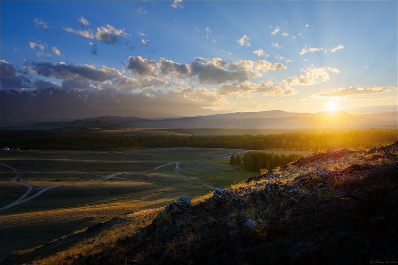 горный алтай, курай, курайская степь,закат Горная долина. фото превью