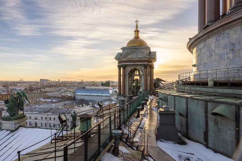 С высоты Исаакиевского собора фото превью