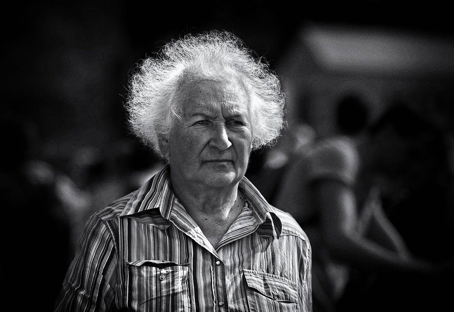 чб фото, уличный портрет, город, пешеходы, Vera Trandina