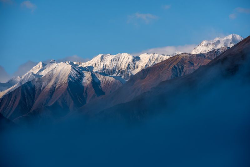 Утро в горах фото превью