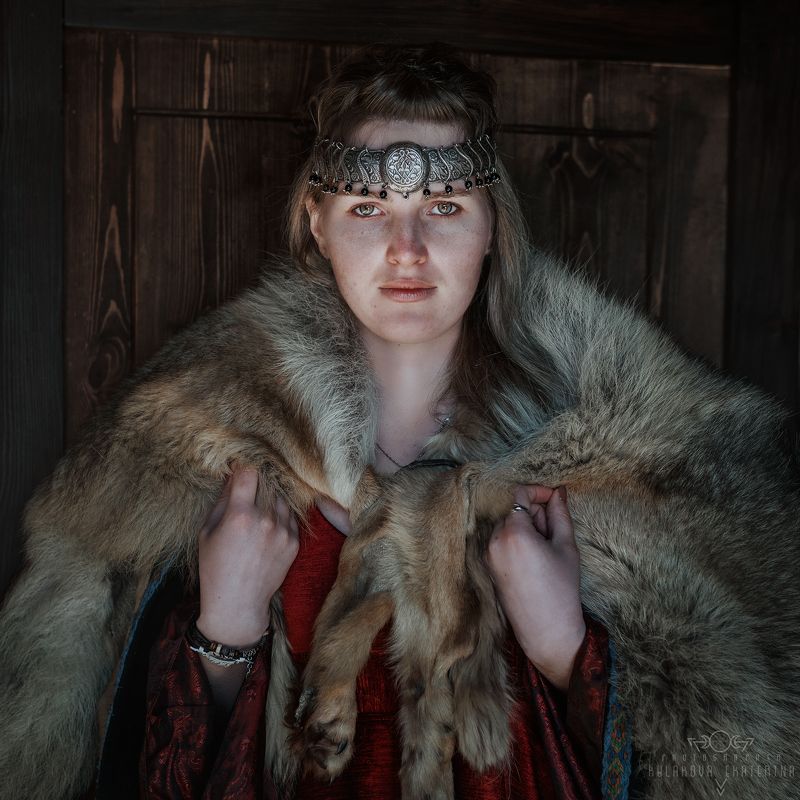 славяне, варяги, скандинавия, viking, викинги, портрет, девушка, красный Умила фото превью