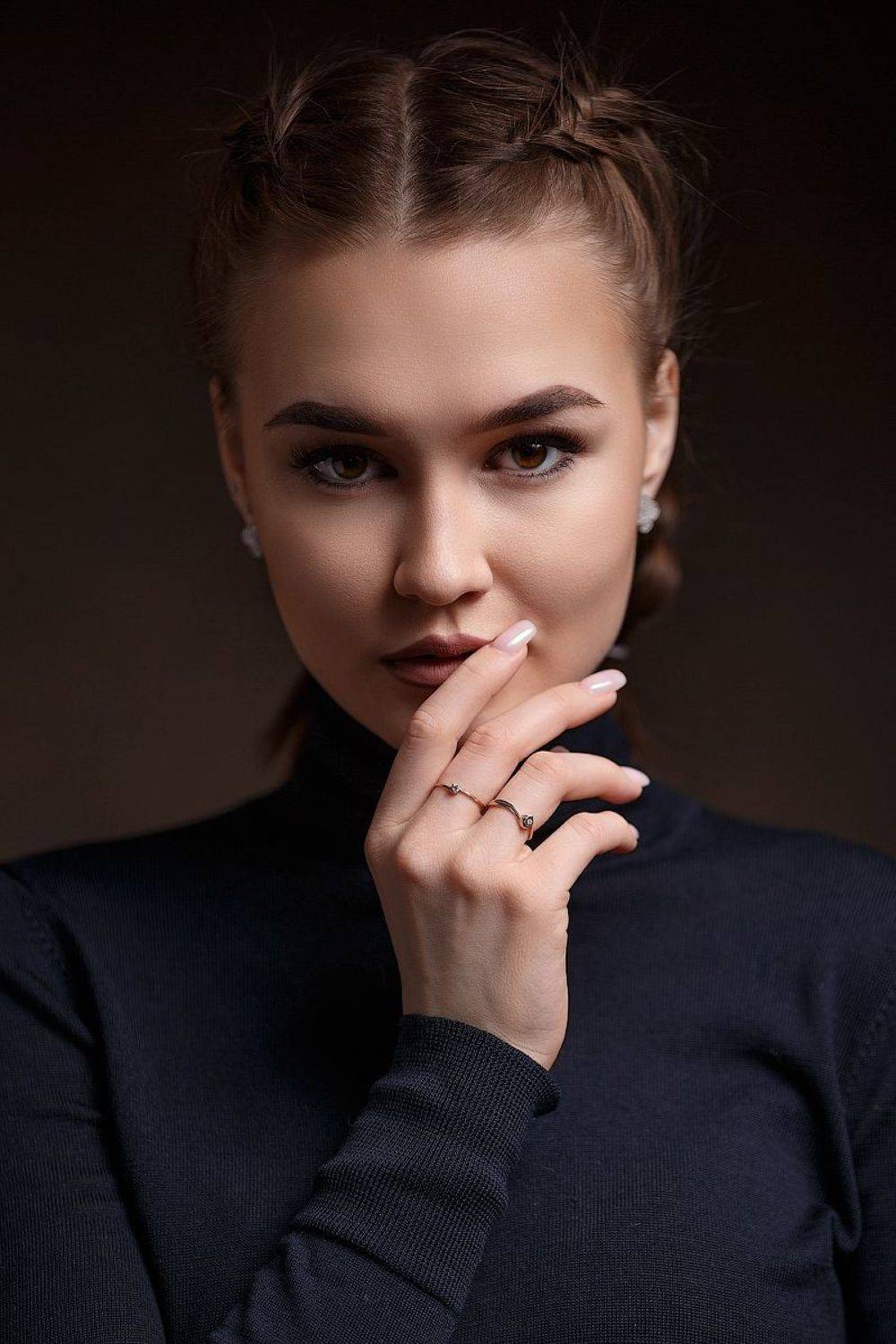 портрет девушка, Михаил Корнилов