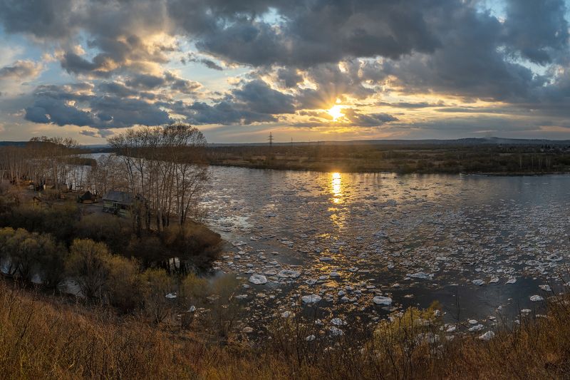 иркут, иркутск, ледоход, весна Ледоход на Иркуте фото превью