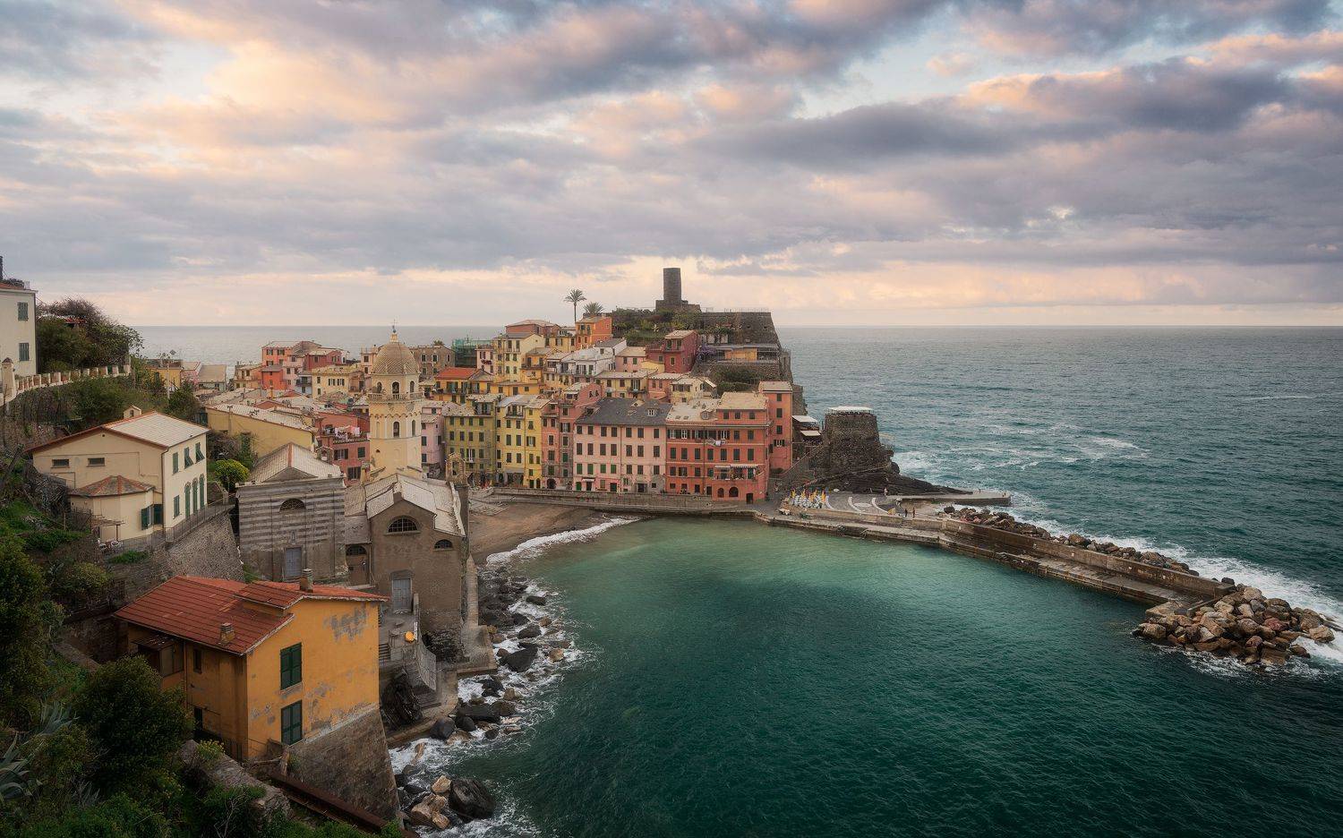 италия, вернацца, вернаца,  рассвет, закат, море, город, italy, italia, vernazza, dawn, sunrise, sunset, cinque terre, cinqueterre, Эрнест Вахеди