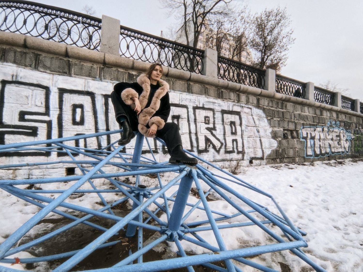 , Андрей Ларионов