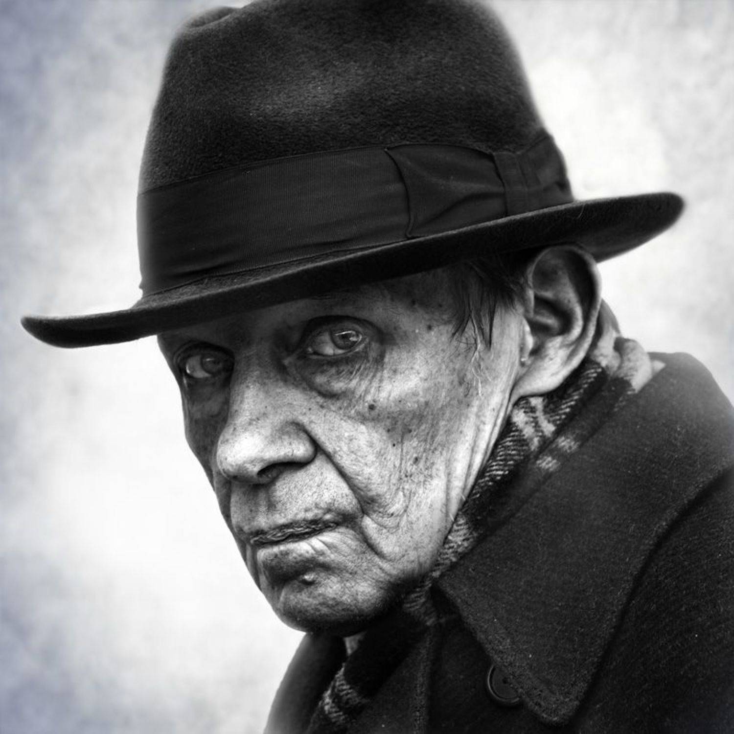 #портрет #квадрат #калининюрий #чбфото #уличнаяфотография #юрец #люди #лица #город #санктпетербург #фотограф #street_portraitзавтра будет поздно, Калинин Юрий