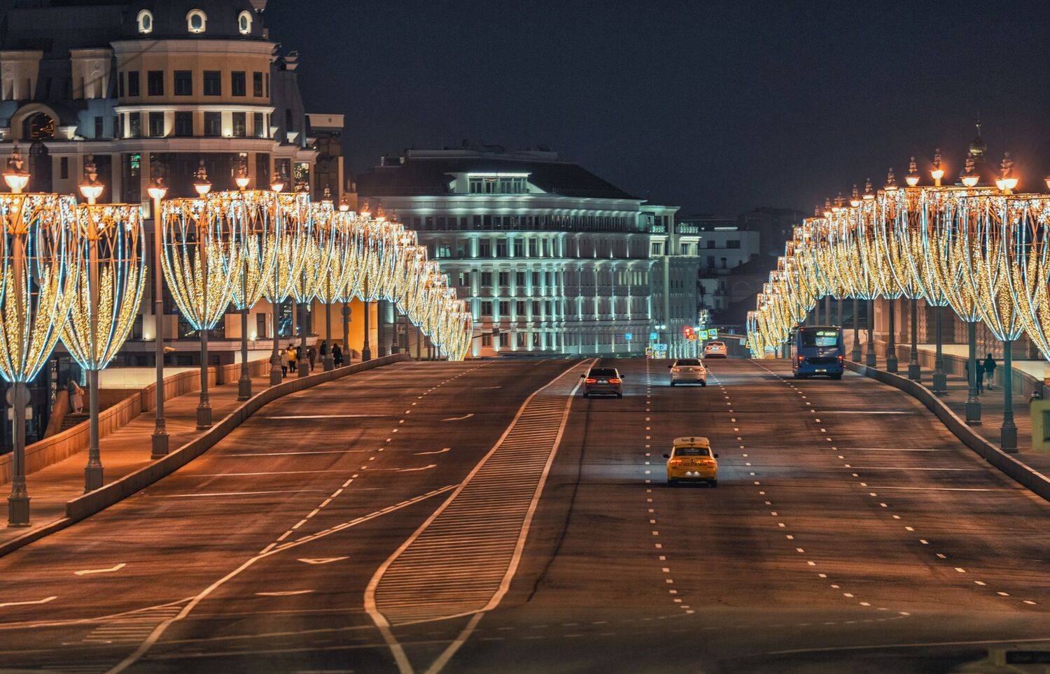 , Дэм Константин