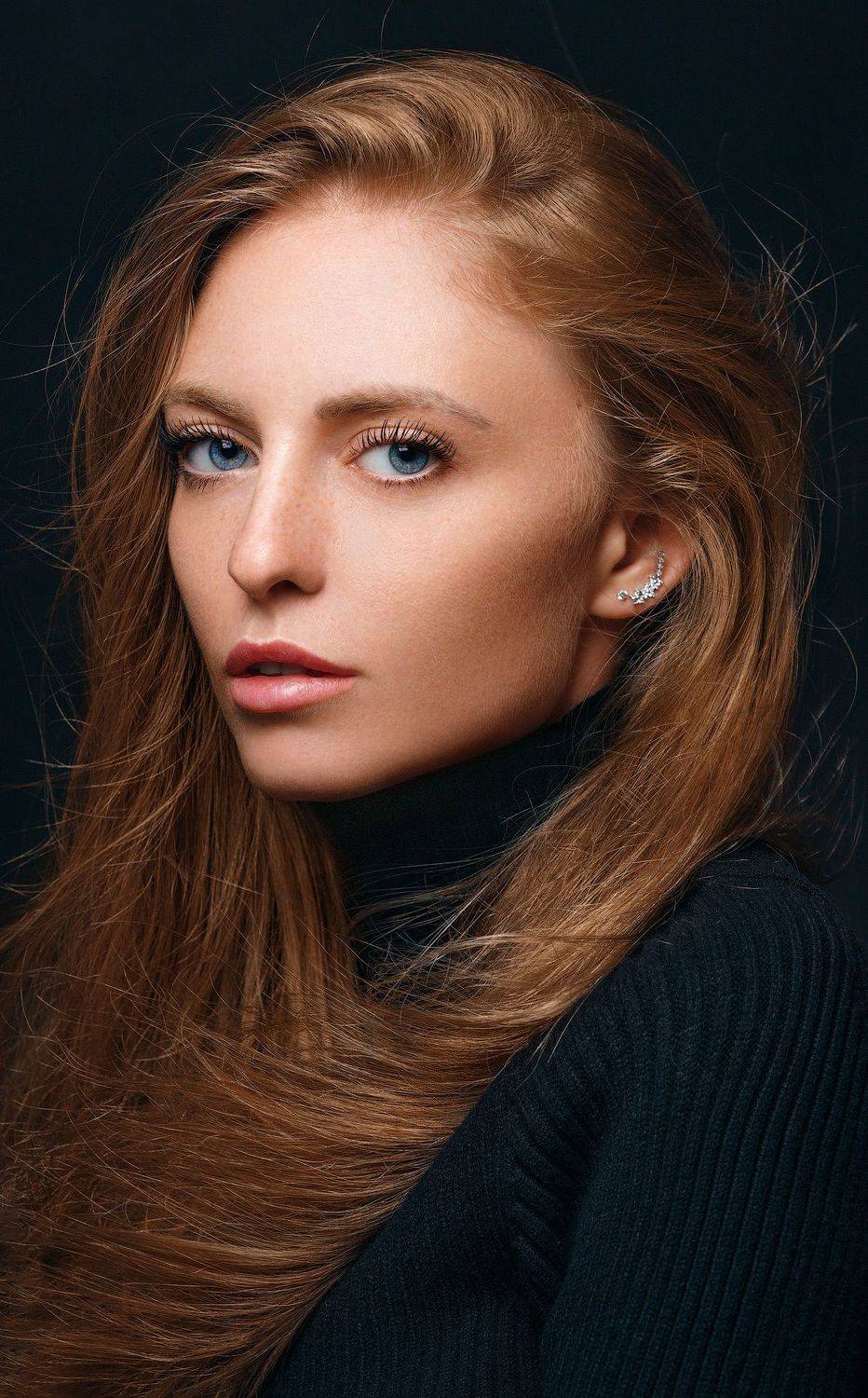 , Деян Романов