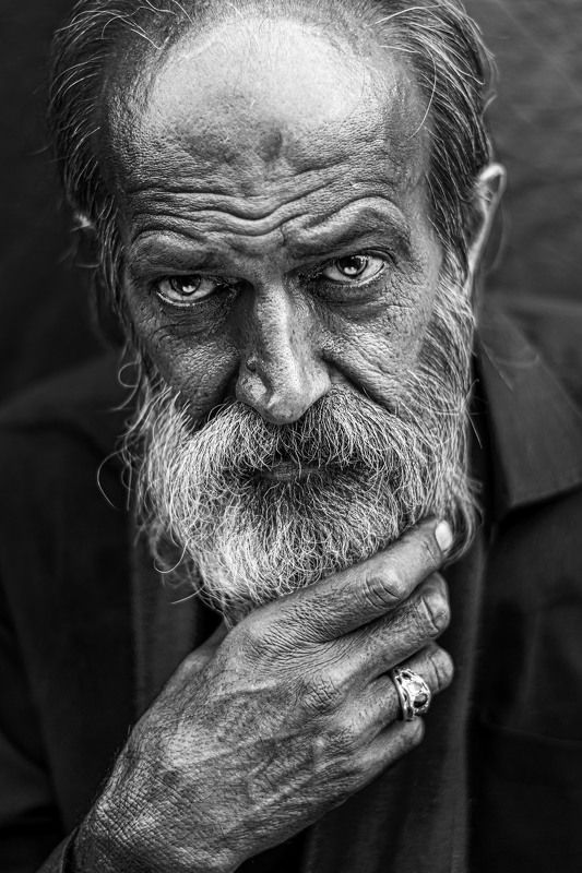 Iranian man фото превью