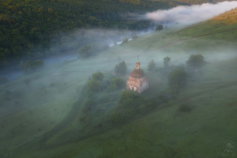 красивая меча, маслово Маслово фото превью