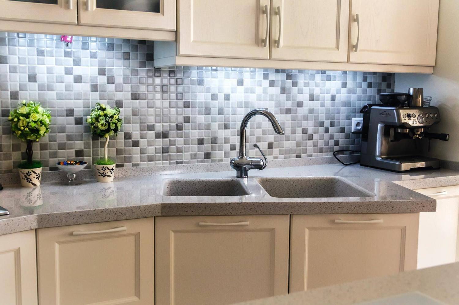 , Михаил Попов