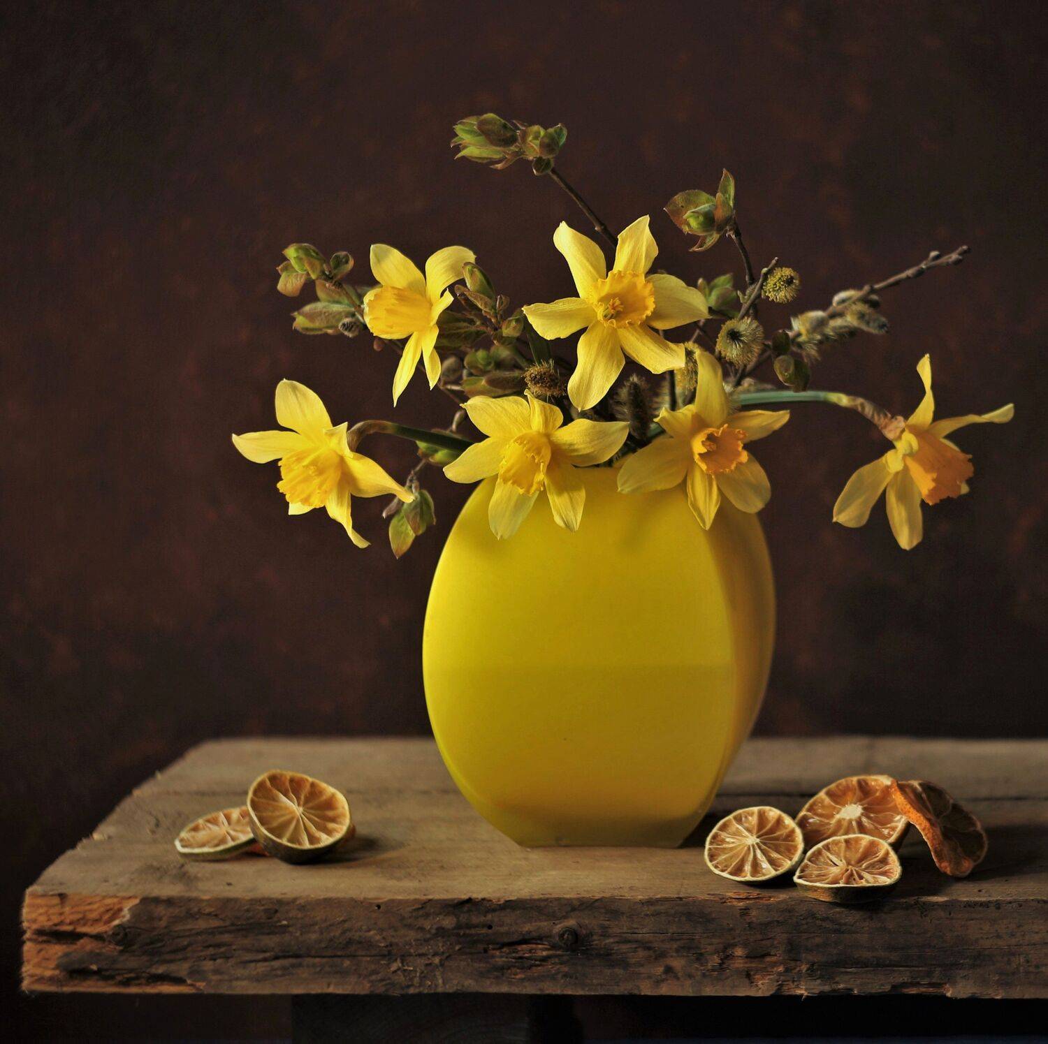 , Людмила Хрусталева*