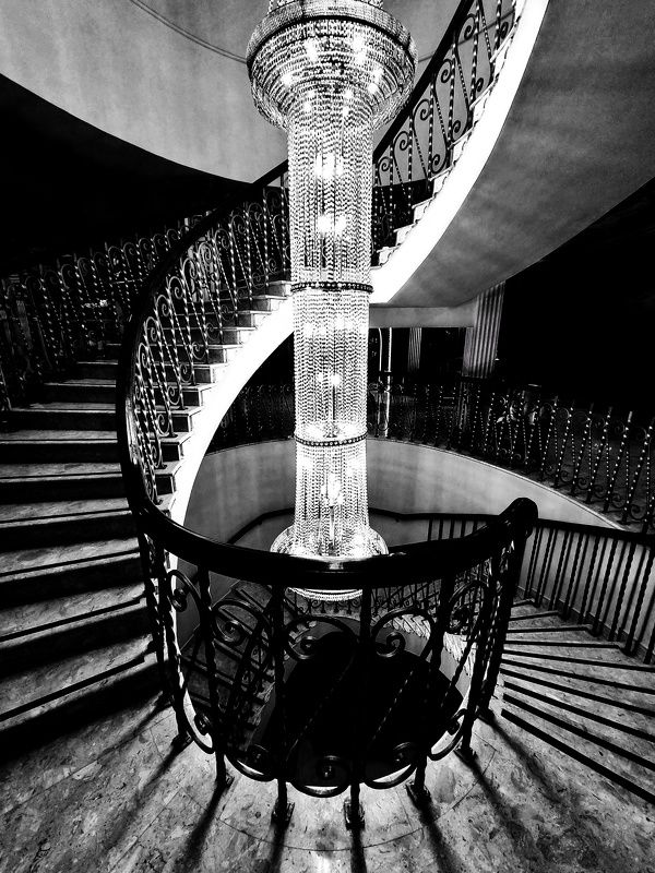 Staircase фото превью
