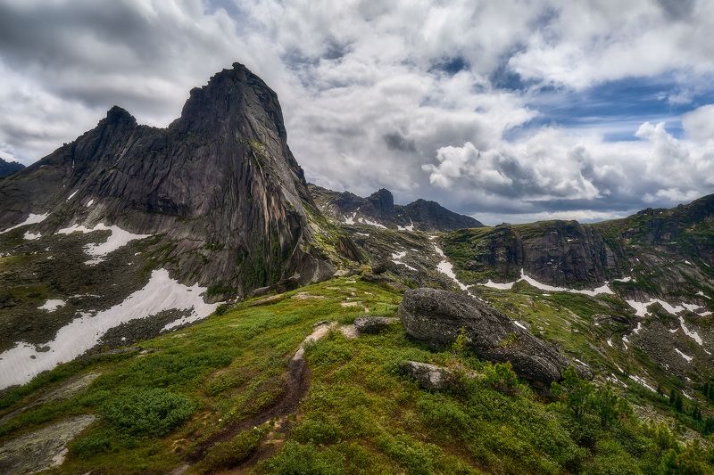 Спящий Саян фото превью
