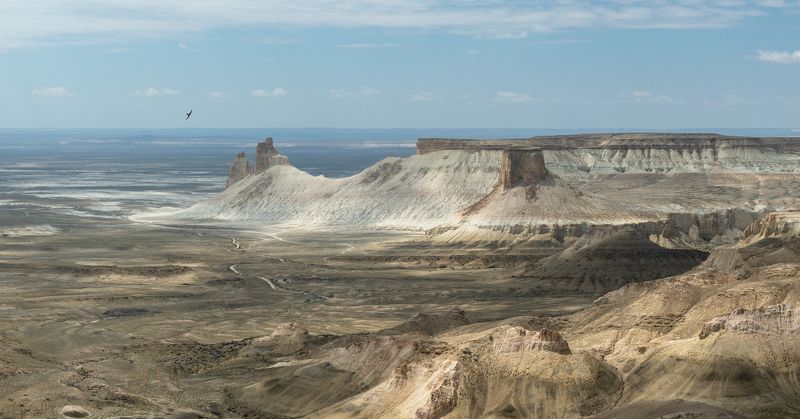 казахстан, урочище бозжира, панорама, останцы клыки  фото превью