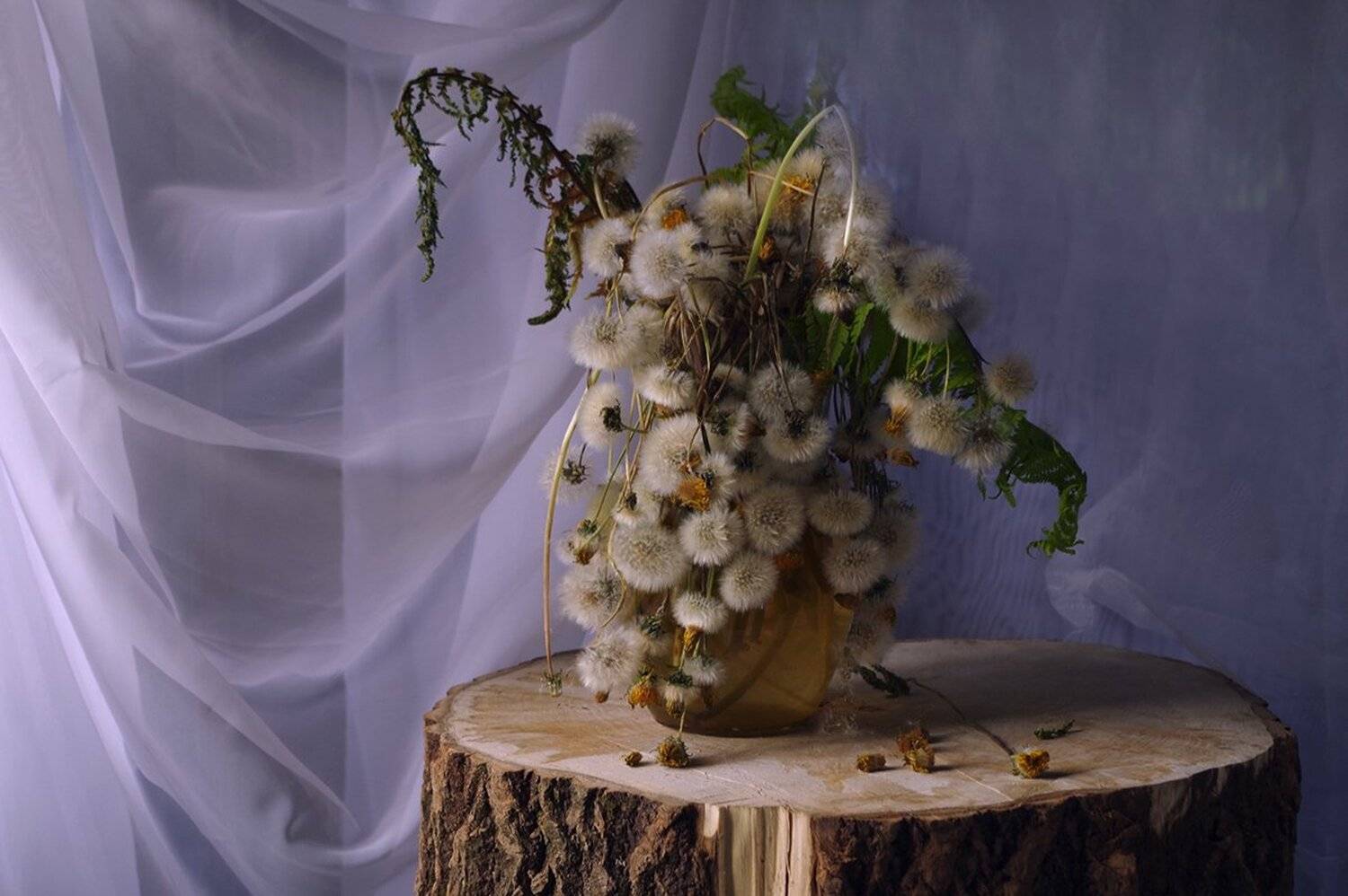 Натюрморт в интерьере, Натюрморт с цветами, Вера Павлухина