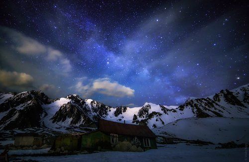 Ночь на гляциологической станции