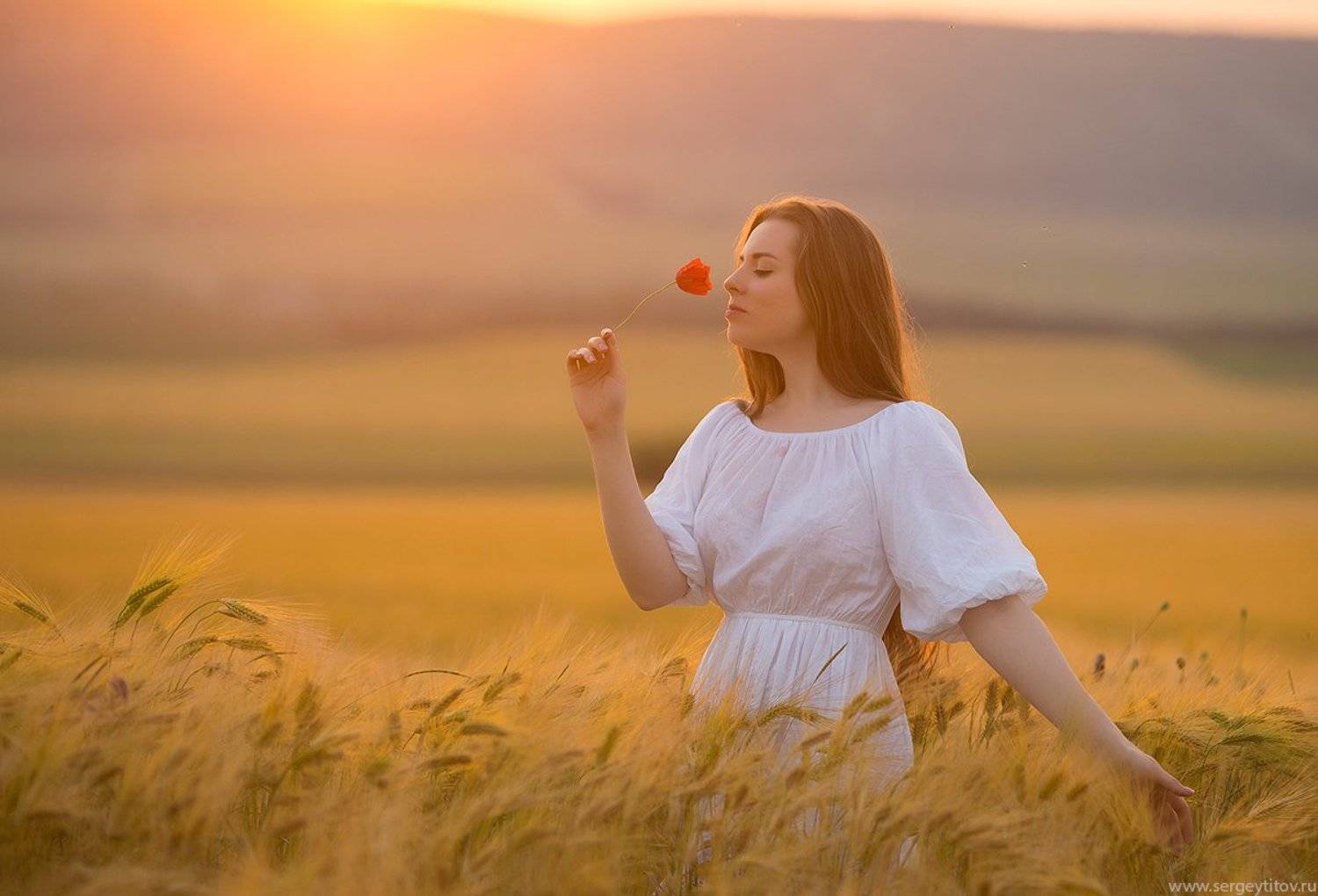 Воздух, Гламур, Девушка, Крым, Лицо, Мак, Маки, Платье, Поле, Портрет, Пшеница, Рука, Солнце, Утро, Цветы, Serge Titov