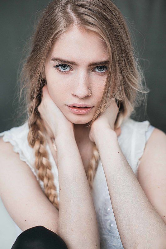Lizzie фото превью