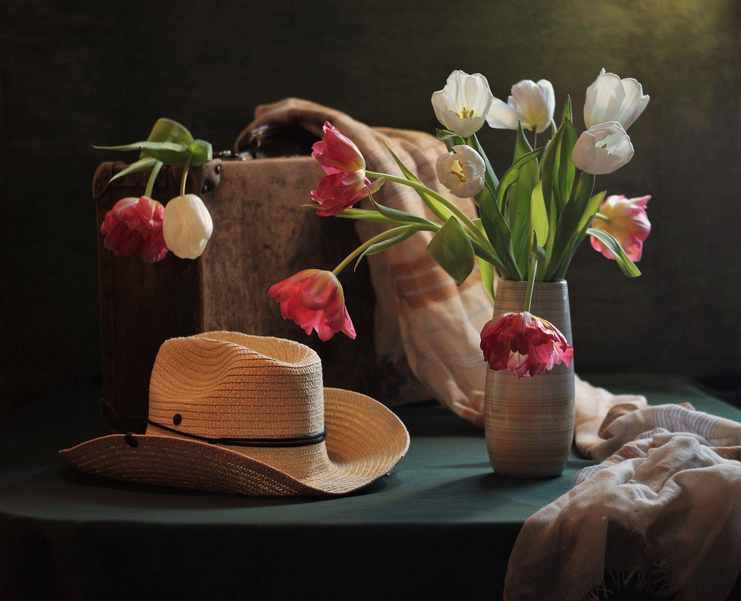 , Людмила Хрусталева*