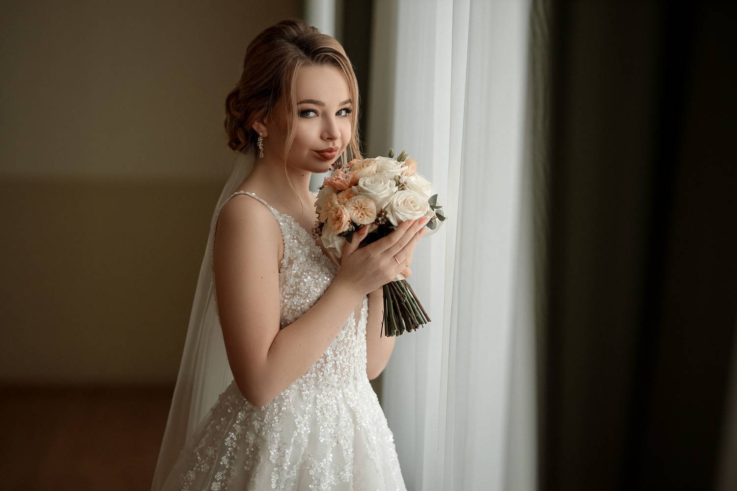 девушка, портрет, фотосессия, girl, model, modeling, portrait,творческий портрет, женский портрет, woman, young woman, glamour, постановка, постановочная фотография, fashion, невеста, свадьба, bride, wedding, Владимир Васильев