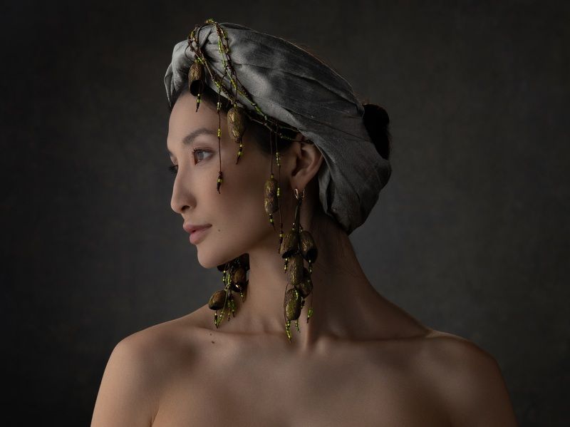 turban, portrait, lady, silk, profile Silk Mannerism фото превью