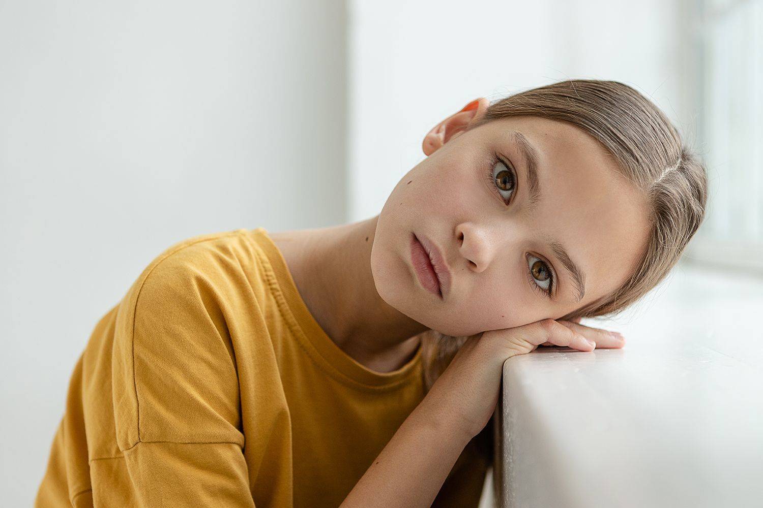 , Антон Леонов