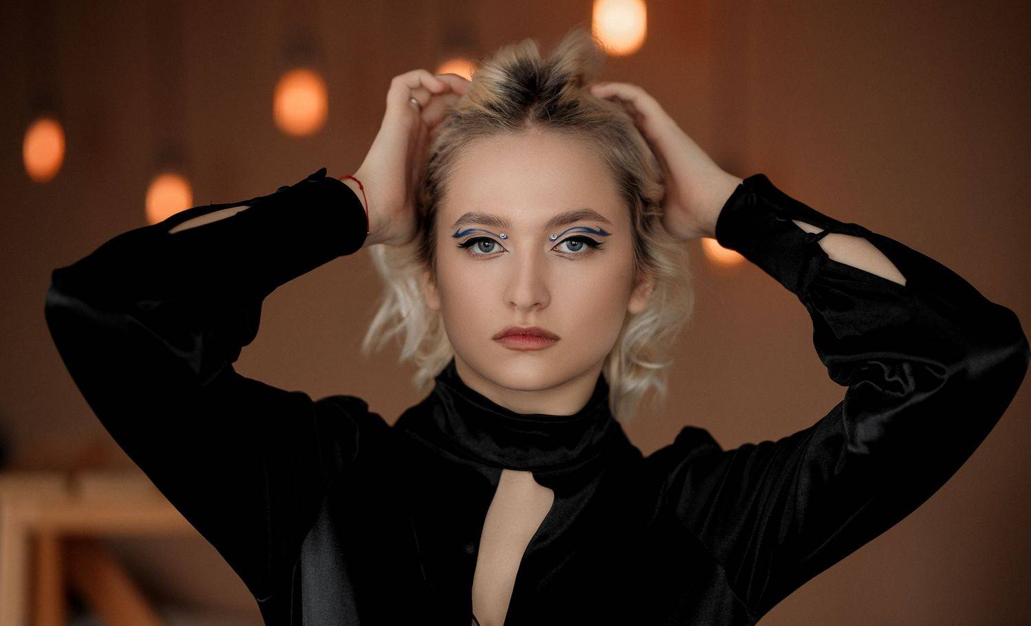 девушка, модель, портрет, фотосессия, гламур, girl, model, modeling, young, portrait, творческий портрет, женский портрет, woman, young woman, glamour, постановка, постановочная фотография, fashion, Владимир Васильев