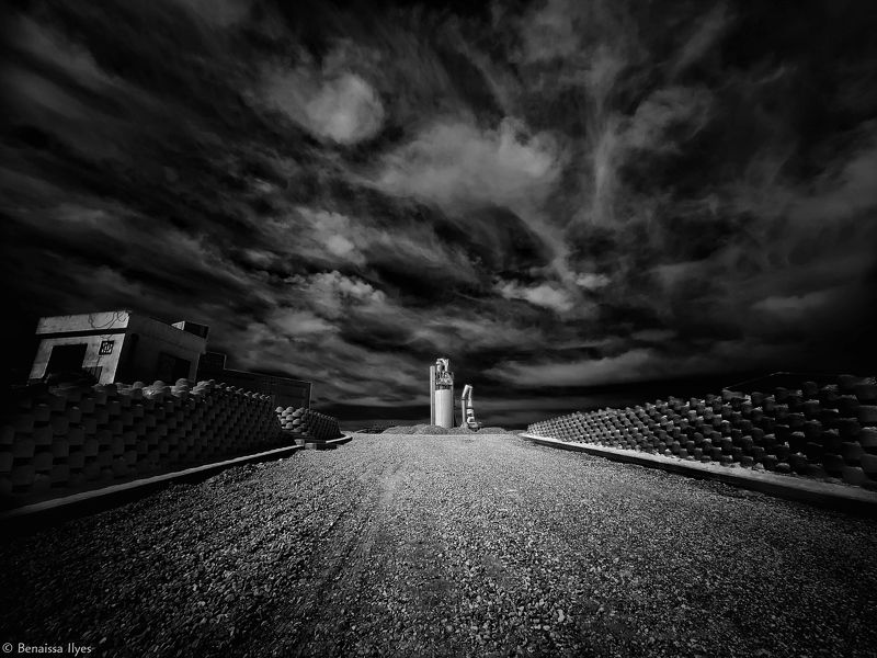 black and white, bnw, monochrome, architecture، building, outdoor, tower, building, algeria, photography, factory, shadow, symmetry, cloudscape, sky, clouds, , Factory entrance фото превью