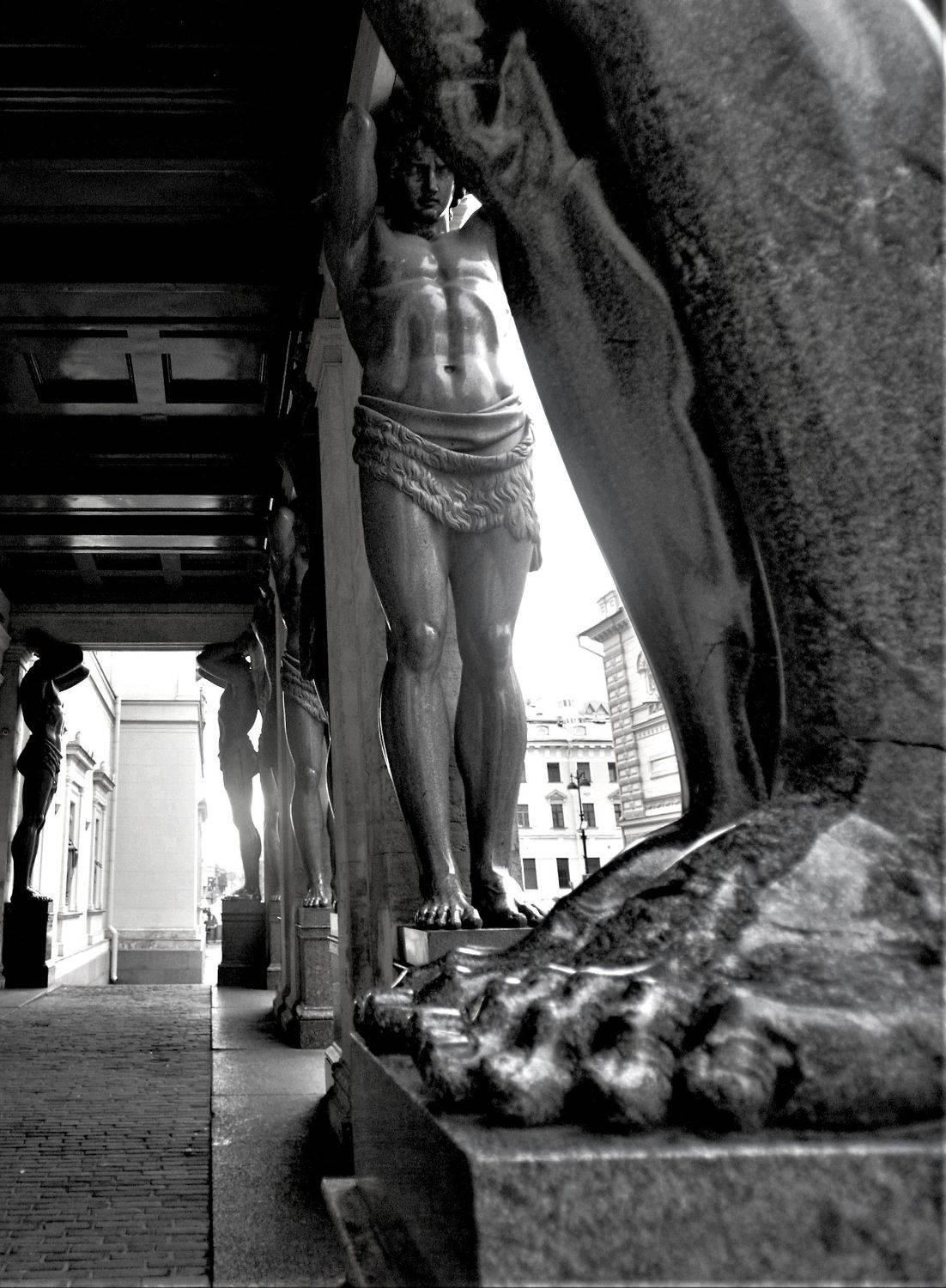 , ИГОРЬ МЕЛЬНИКОВ