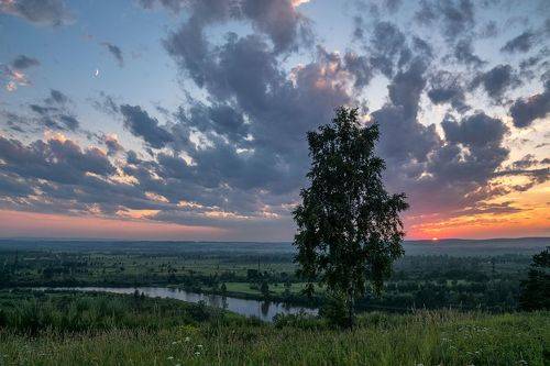 Летний закат с видом на Иркут