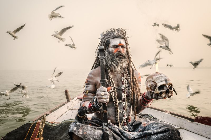 sadhu, benares, varanasi, india, baba, holy Sadhu on the Ganges фото превью