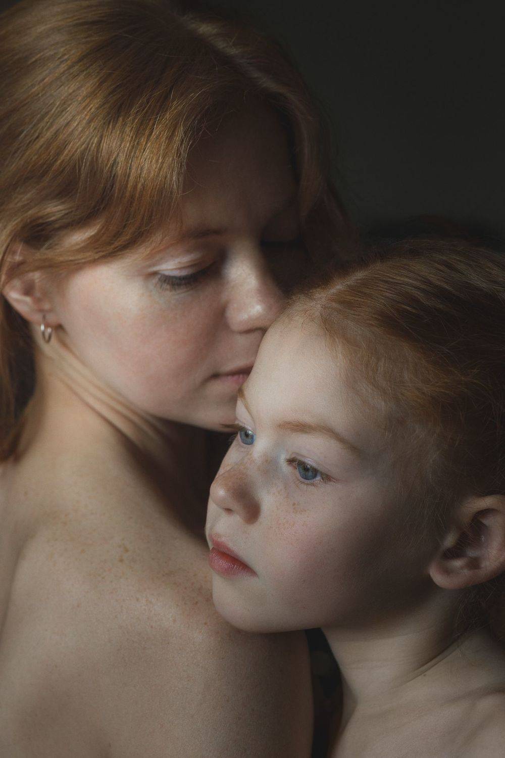 портрет , жанр, лица, женщина, девочка, печать, цвет, мама , дочь, любовь, Ведмеденко Оксана