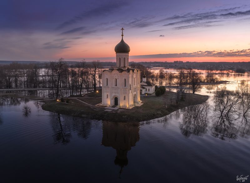 Рассвет на Нерли. фото превью