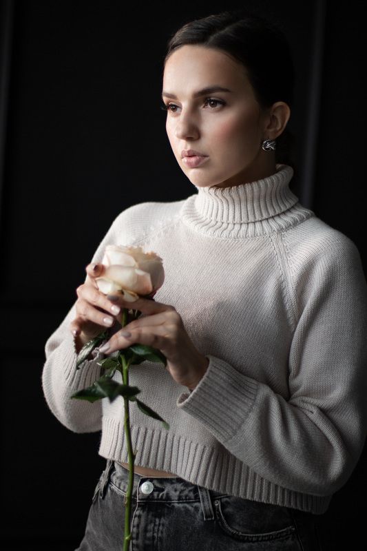 роза, портрет с розой, женский портрет Лена фото превью