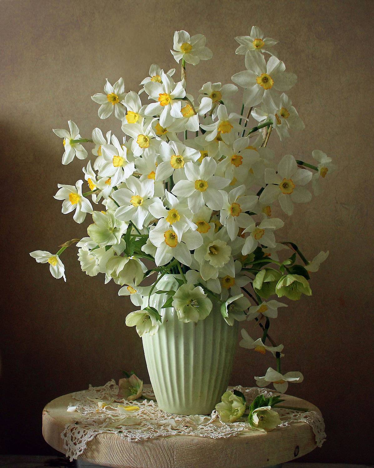 натюрморт, цветы, сирень, нарциссы, марина филатова, Марина Филатова